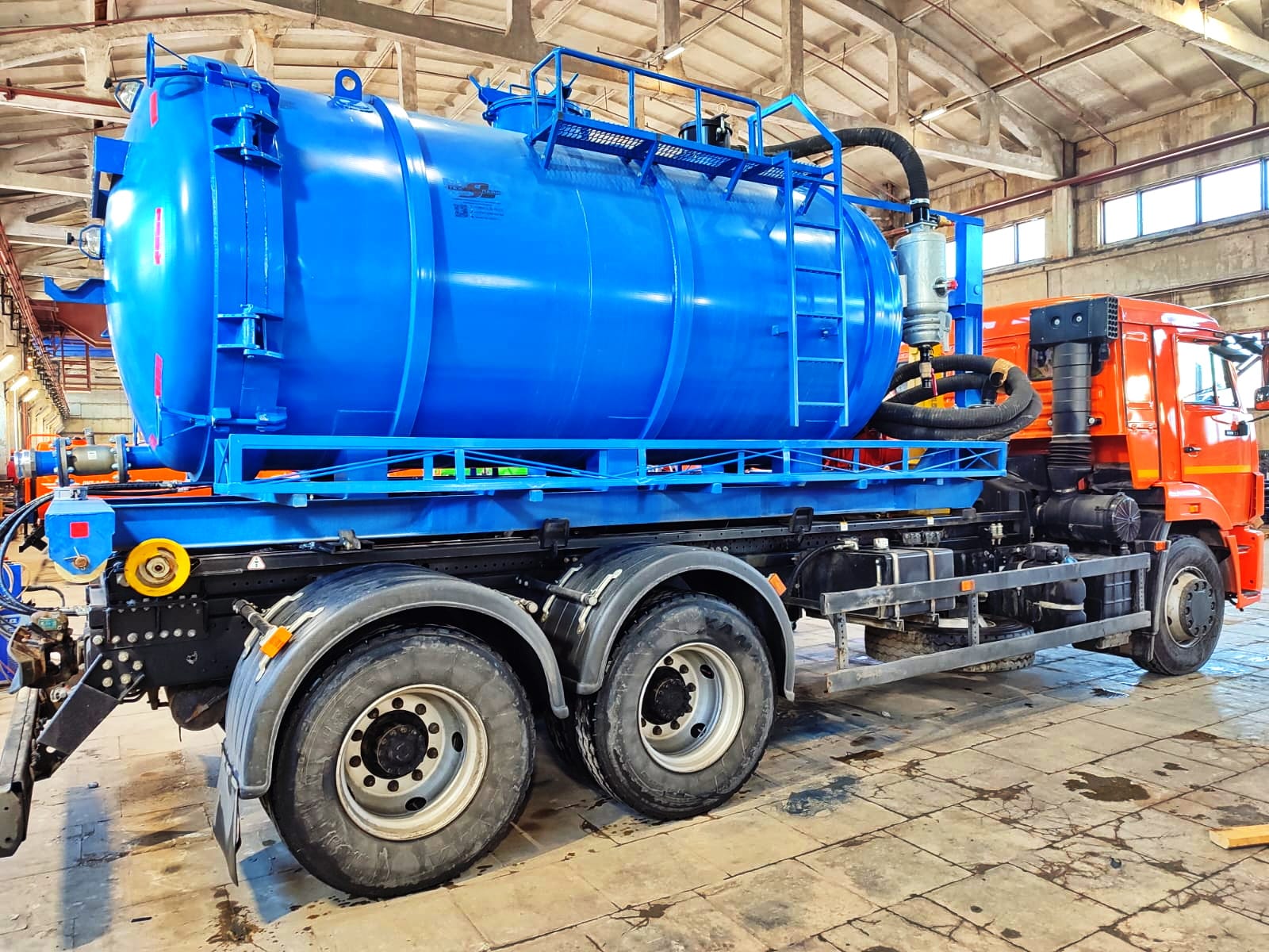 Илосос, вакуумная, ассенизатор с выгодой до 50%, сменное оборудование