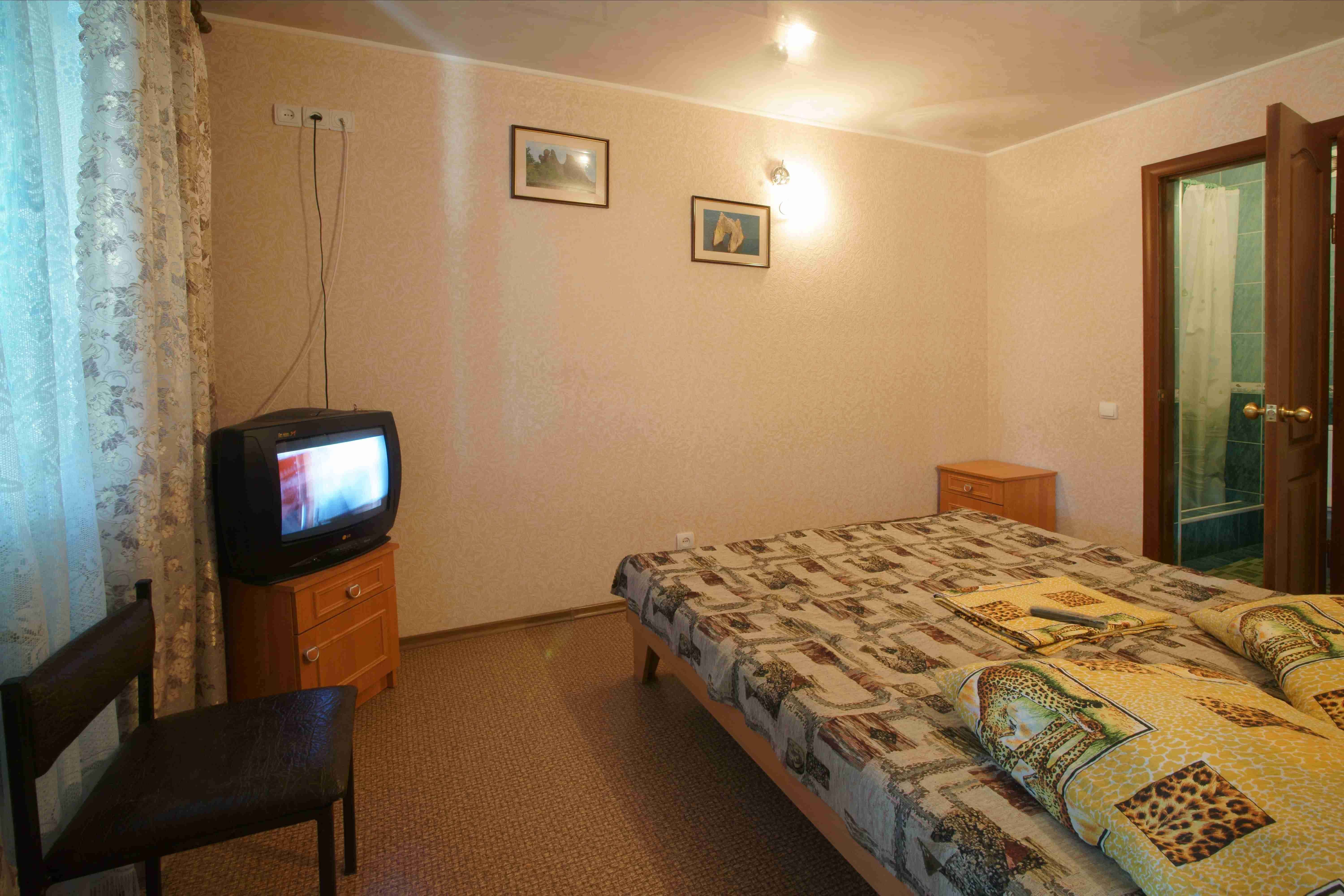 Номера "Уютный дворик у Елены" в Феодосии на -2026 год — фото 4