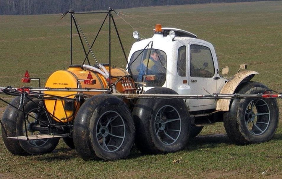 Опрыскиватель Роса самоходный