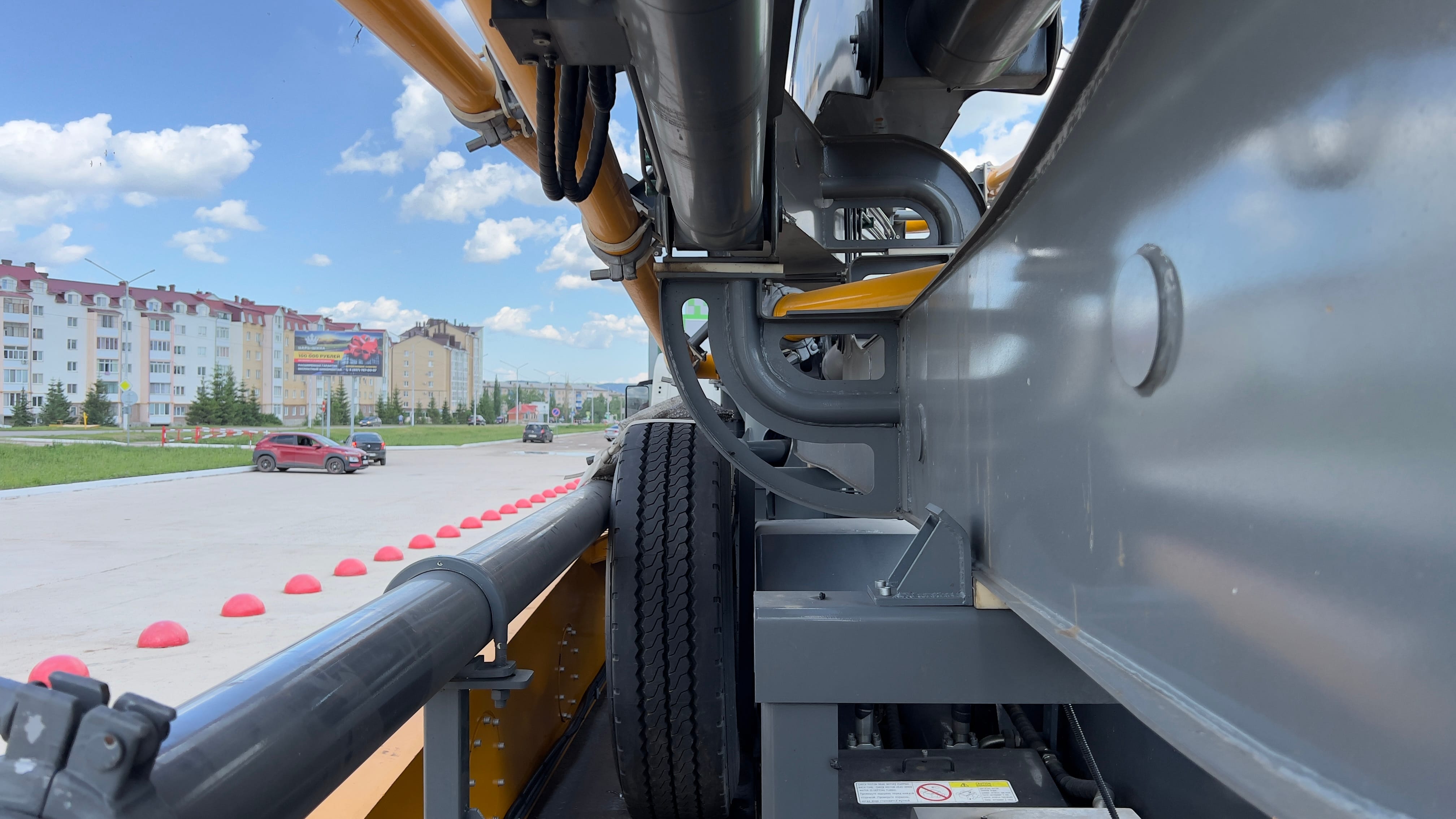 Автобетононасос SHAILER 38X-RZ на шасси ISUZU 6x4 — фото 6