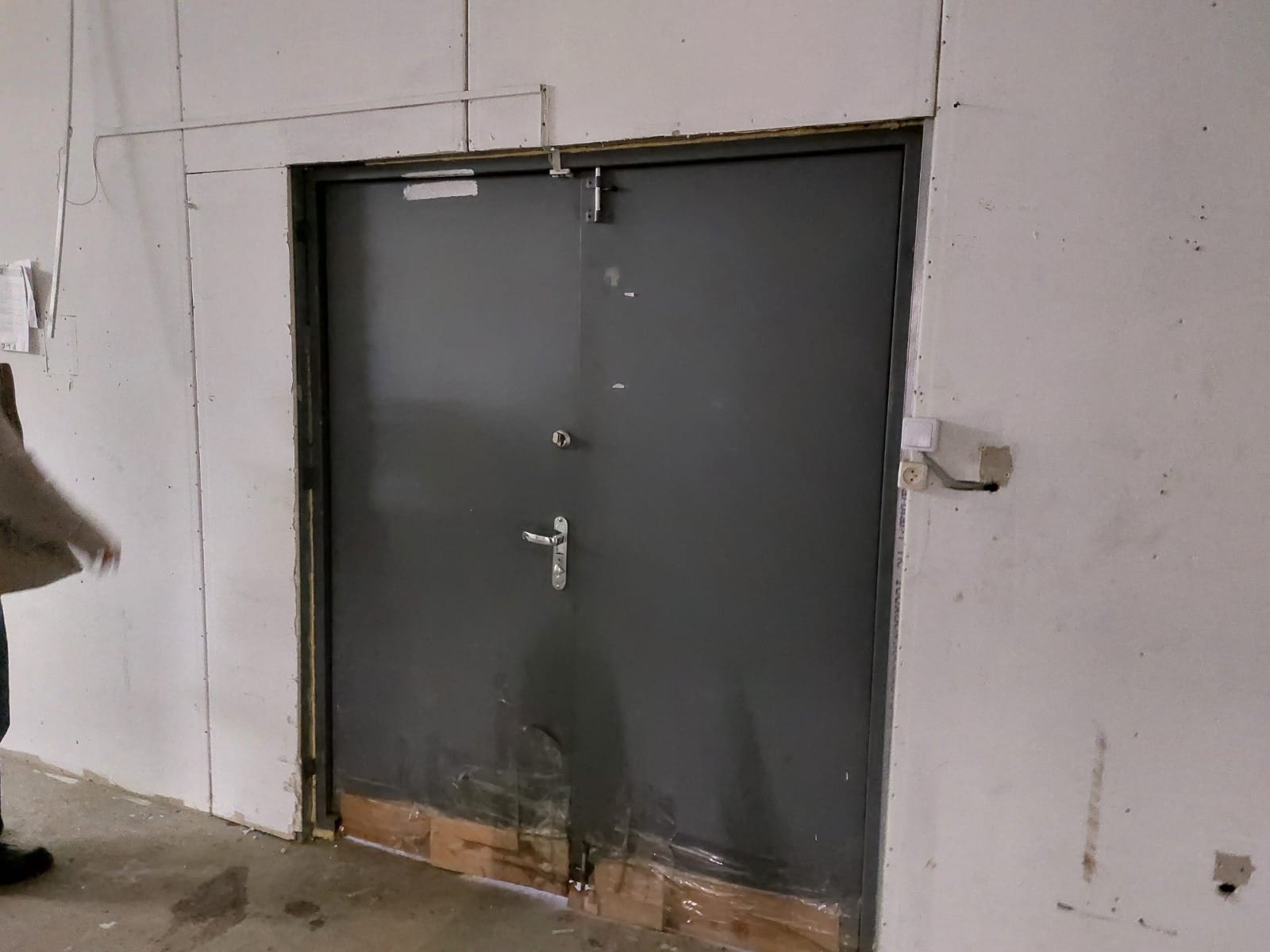 Под лёгкое или пищевое производство, косметику, лабораторию или склад. — фото 9