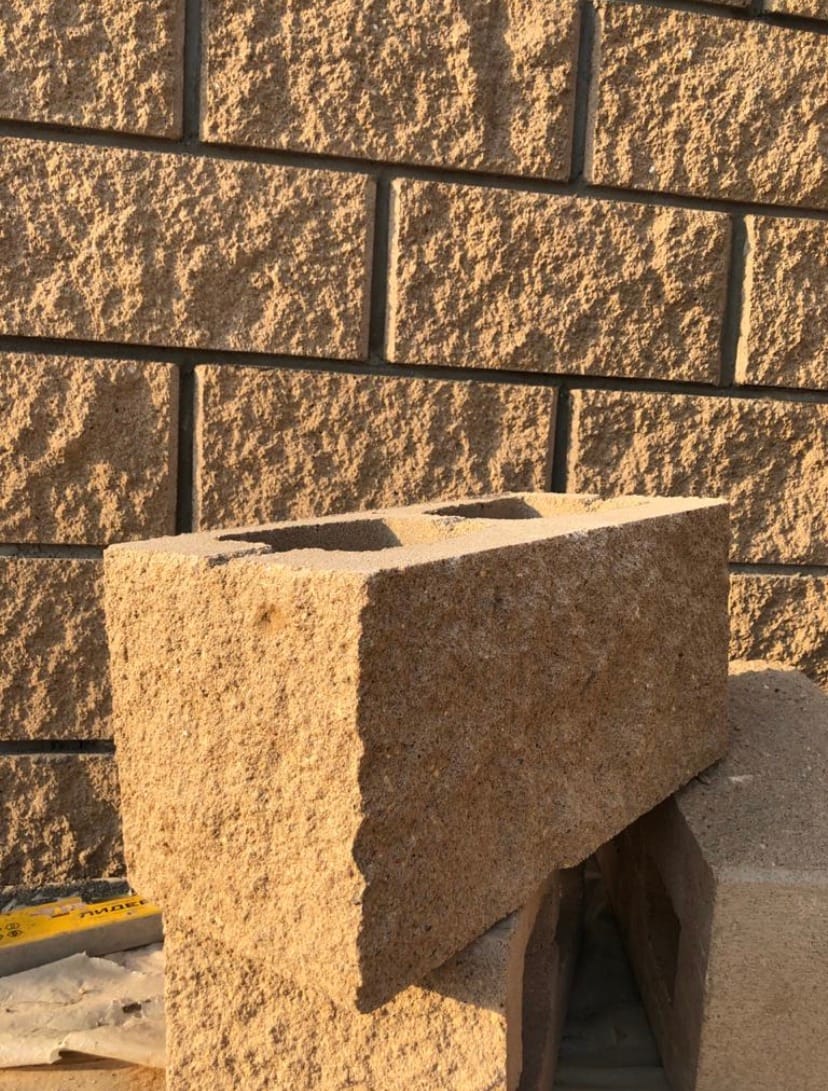 Керамзитобетонный блок 3-х пустотный (размер 390х190×188 мм) — фото 2