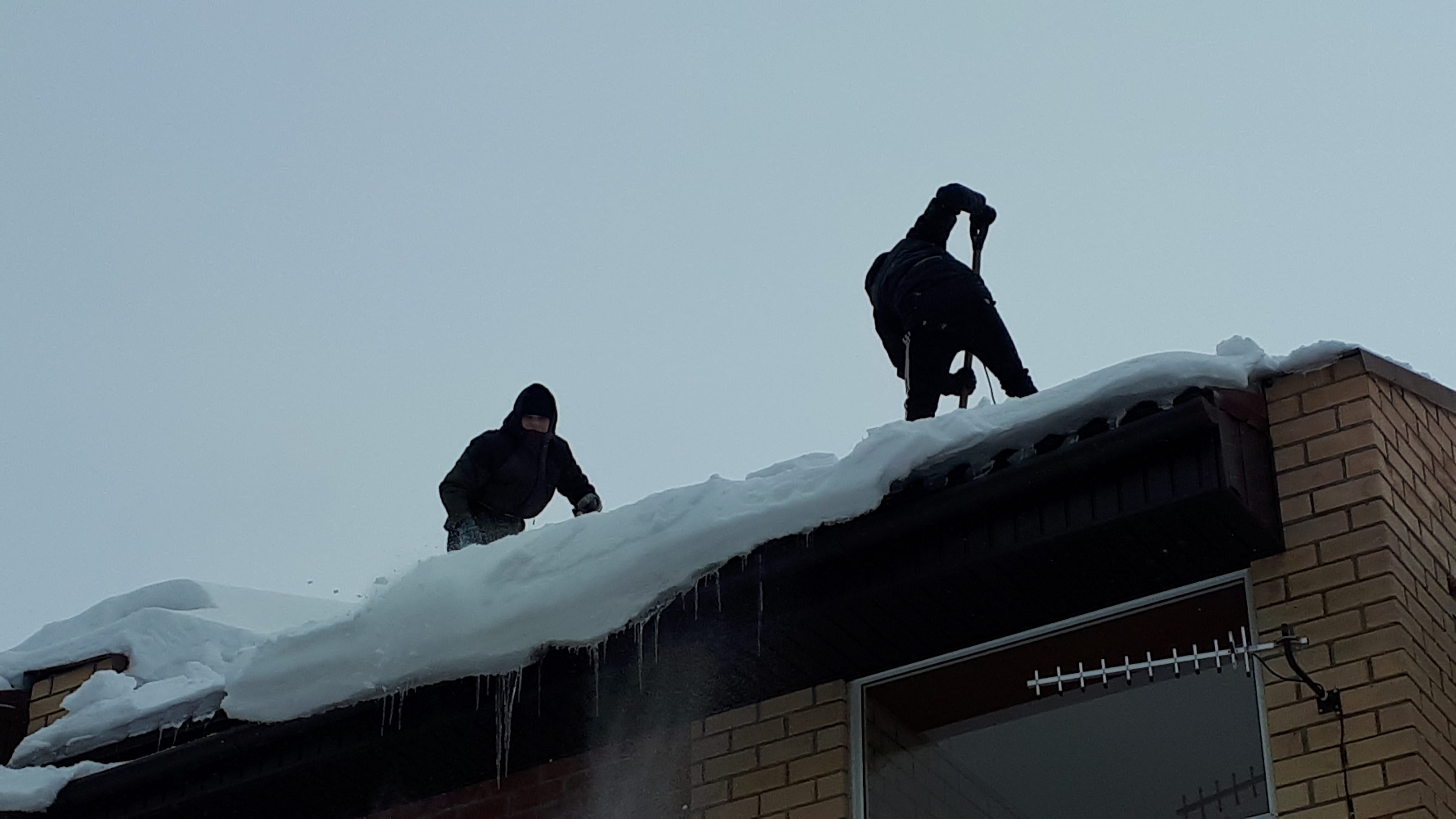 Уборка наледи,        сосулек,        снега