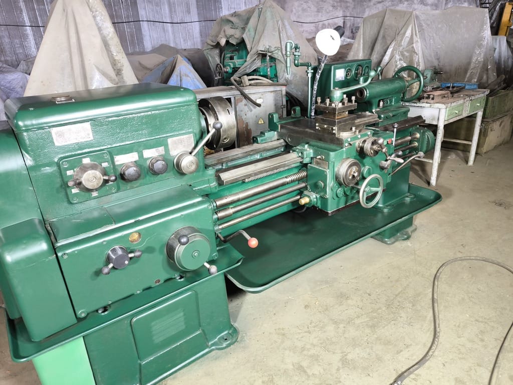 Токарный станок 1К62 продам, Владивосток. — фото 2