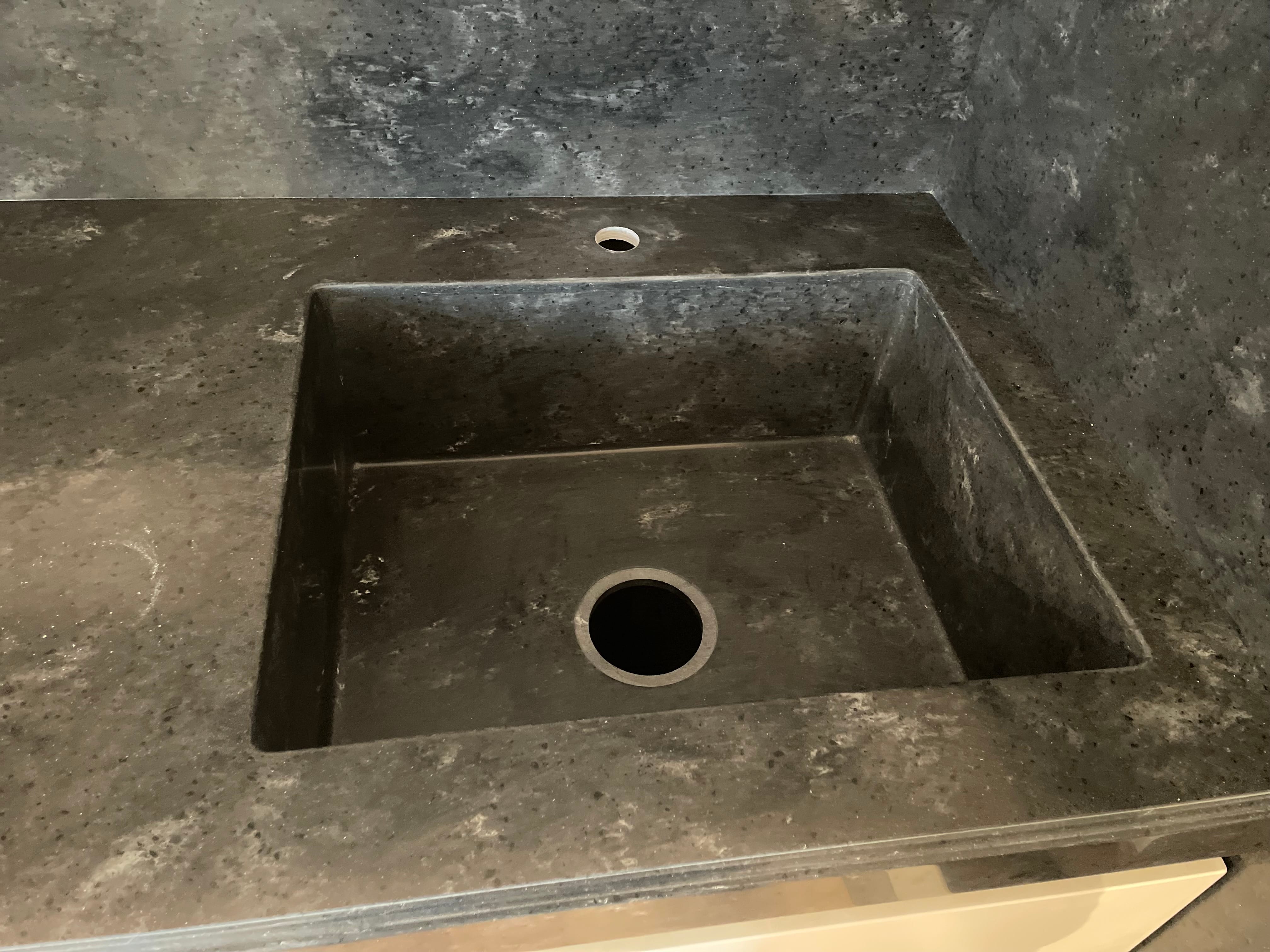 Столешница из искусственного камня — фото 8