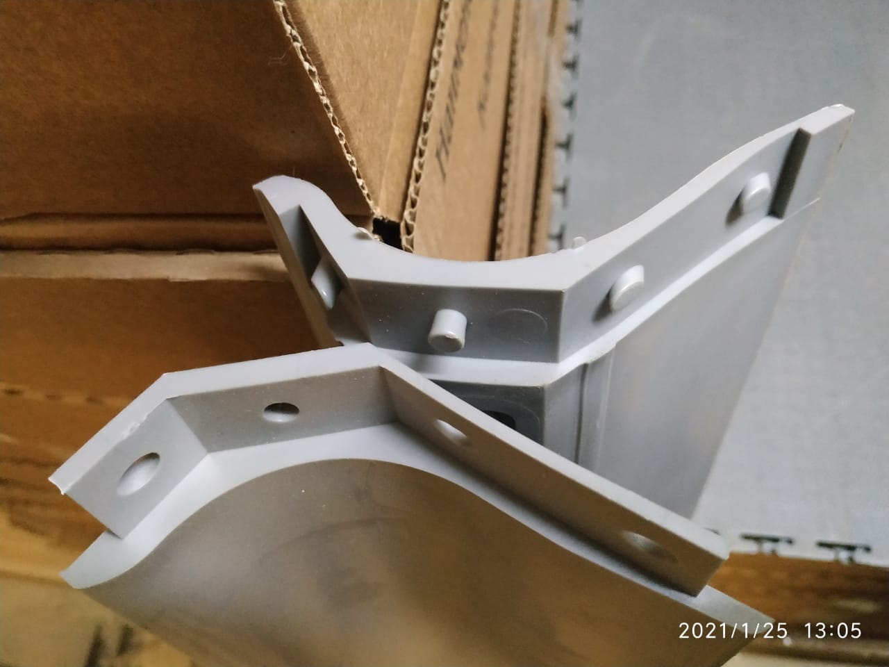 Промышленный плинтус из ПВХ ПП 100х60 — фото 3