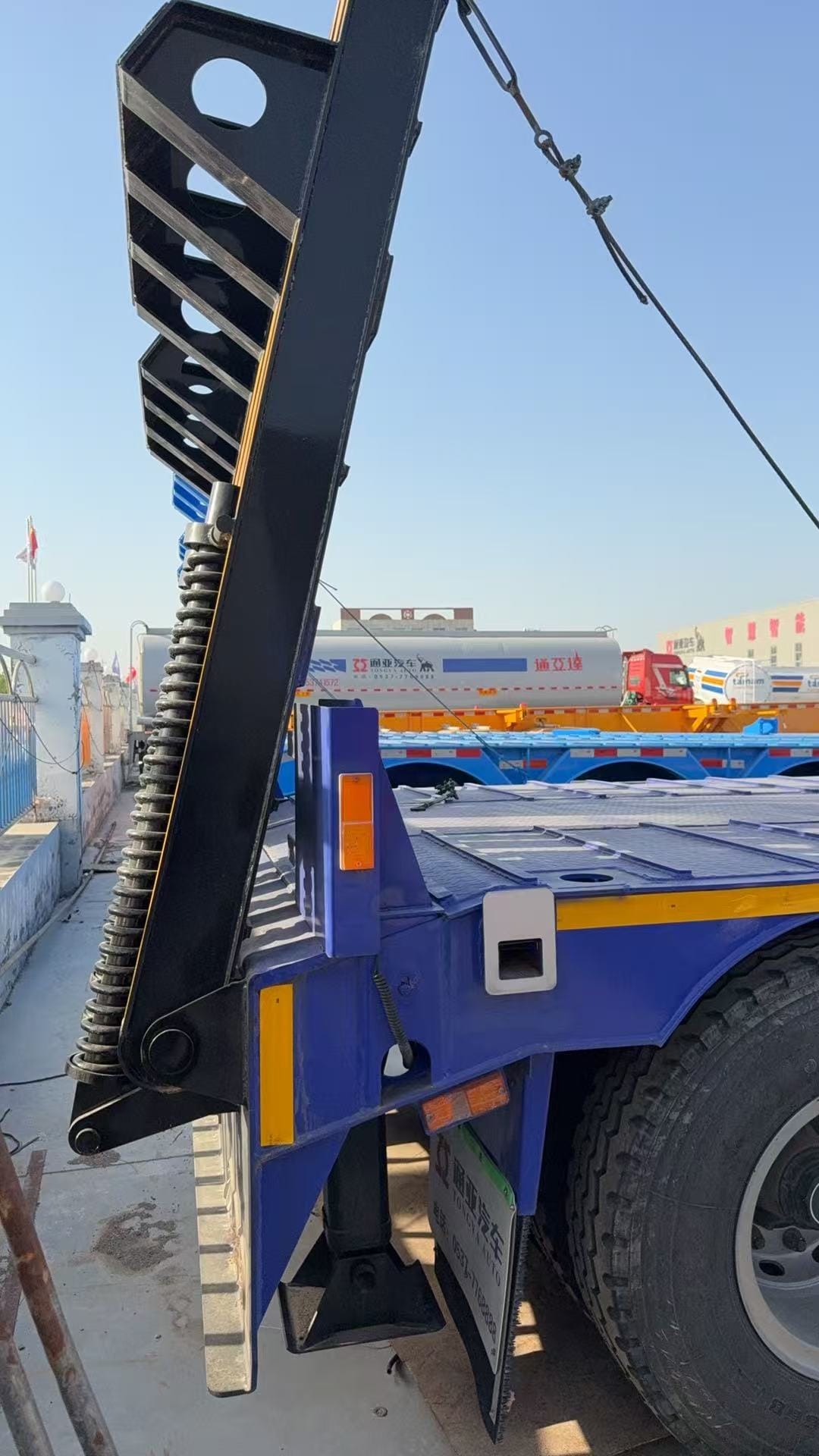 Полуприцеп-трал с трапами TONGYADA CTY9603TDPS высокий, 3-оси,  новый 2025 г.в. — фото 3