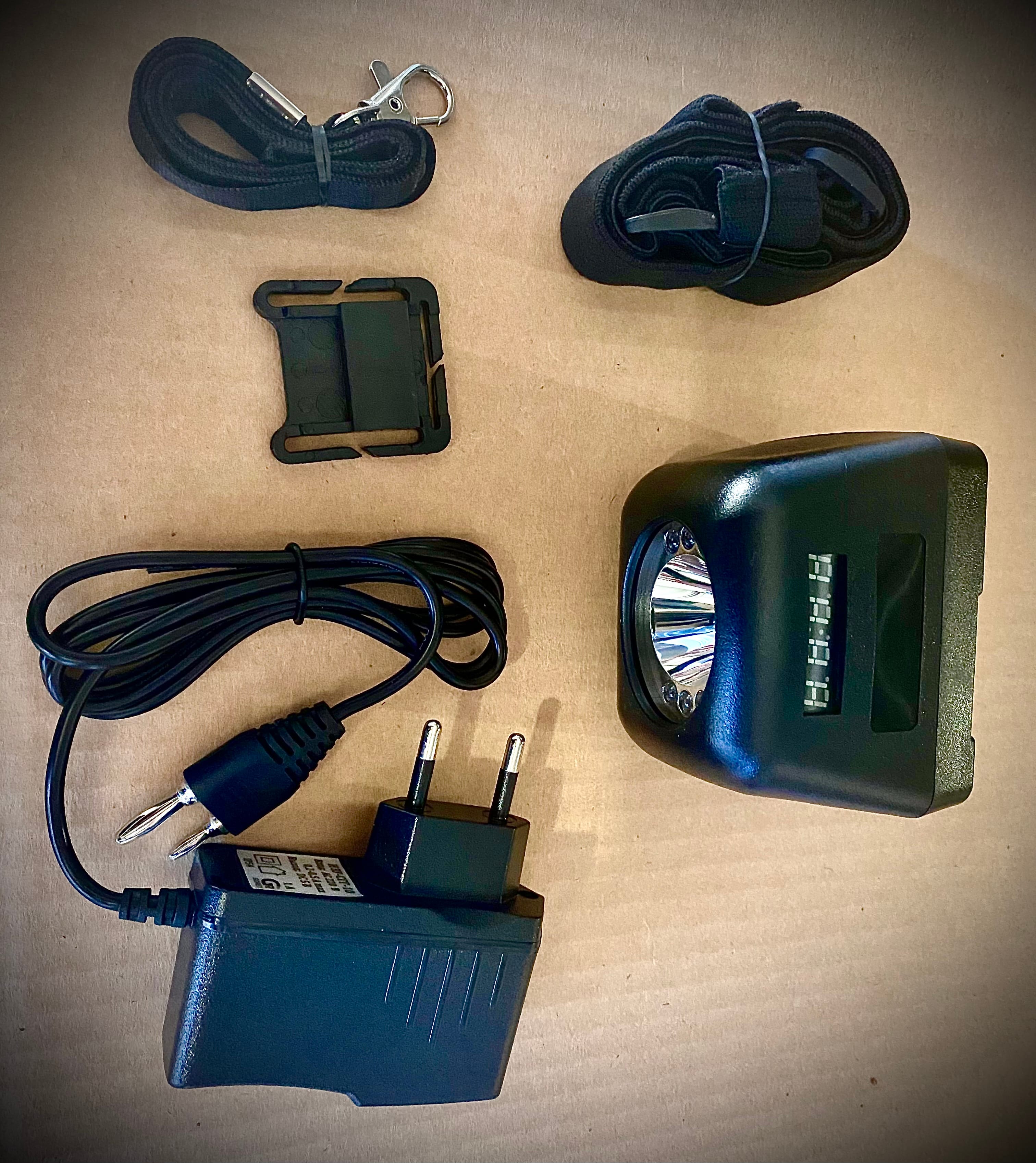 Светильник с герметичной батареей сгг-10 — фото 3