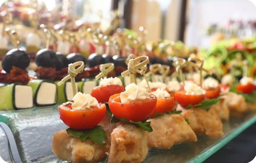 Кейтеринг в Москве и подмосковье заказать по низкой цене с доставкой — фото 10