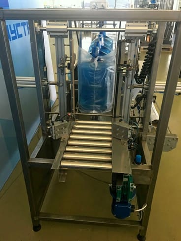 Оборудование для линии розлива питьевой воды в ПЭТ тару объемом 19 л, производительностью до 900 бутылок в час — фото 3