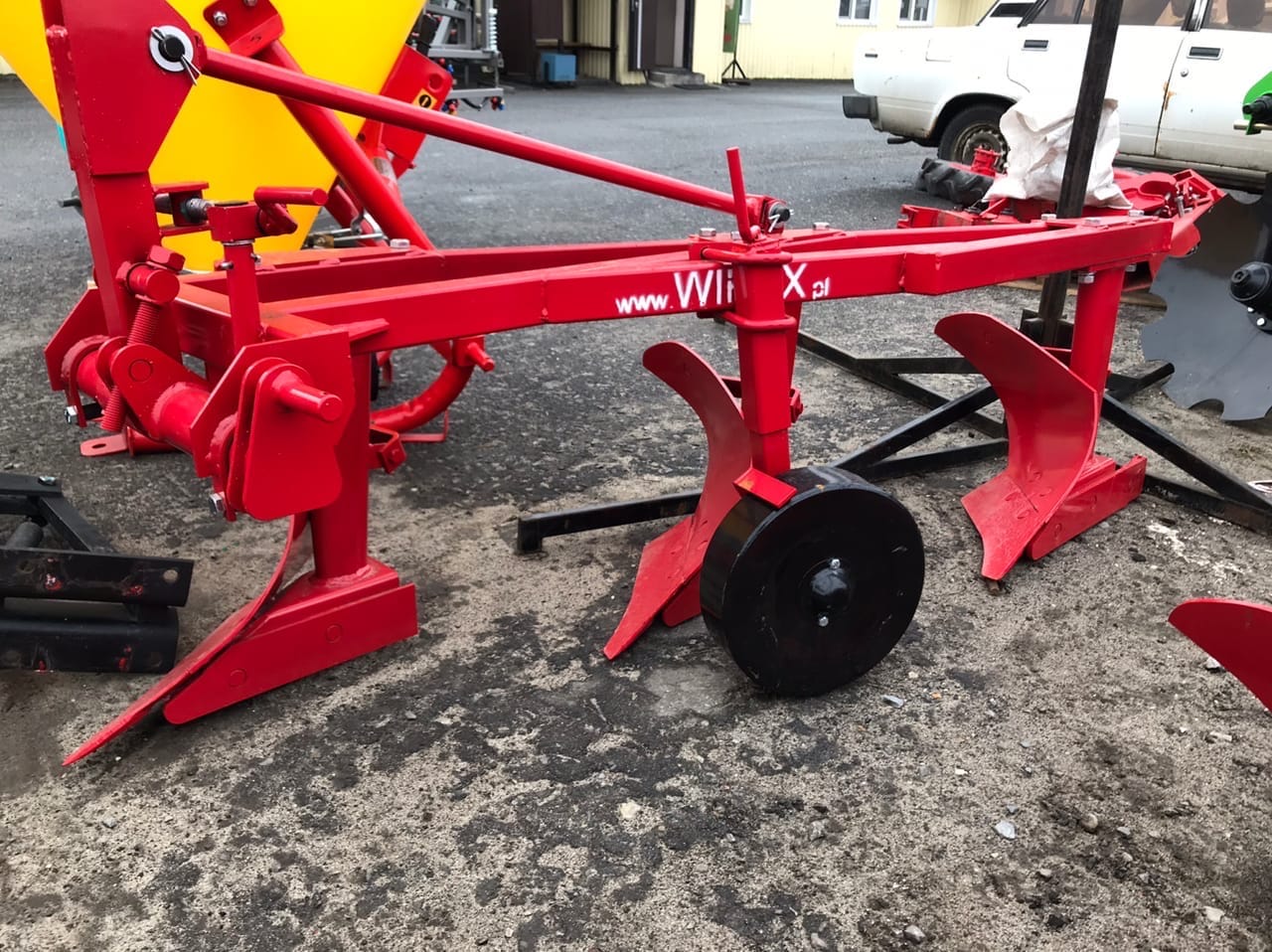 Загонный навесной плуг Wirax 3-20 "огородник" — фото 2