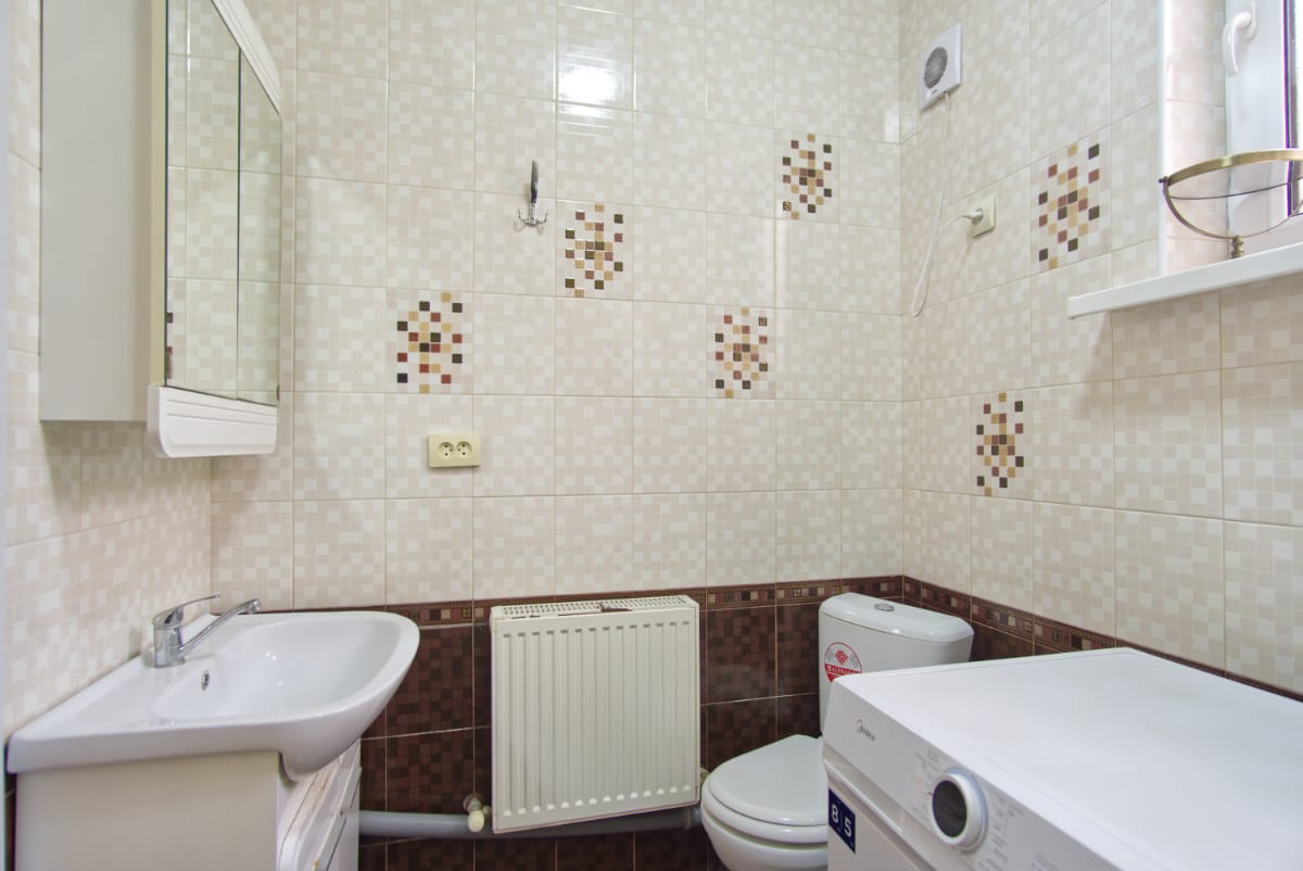 Просторный дом с четырьмя комнатами в развитом районе Краснодара — фото 5