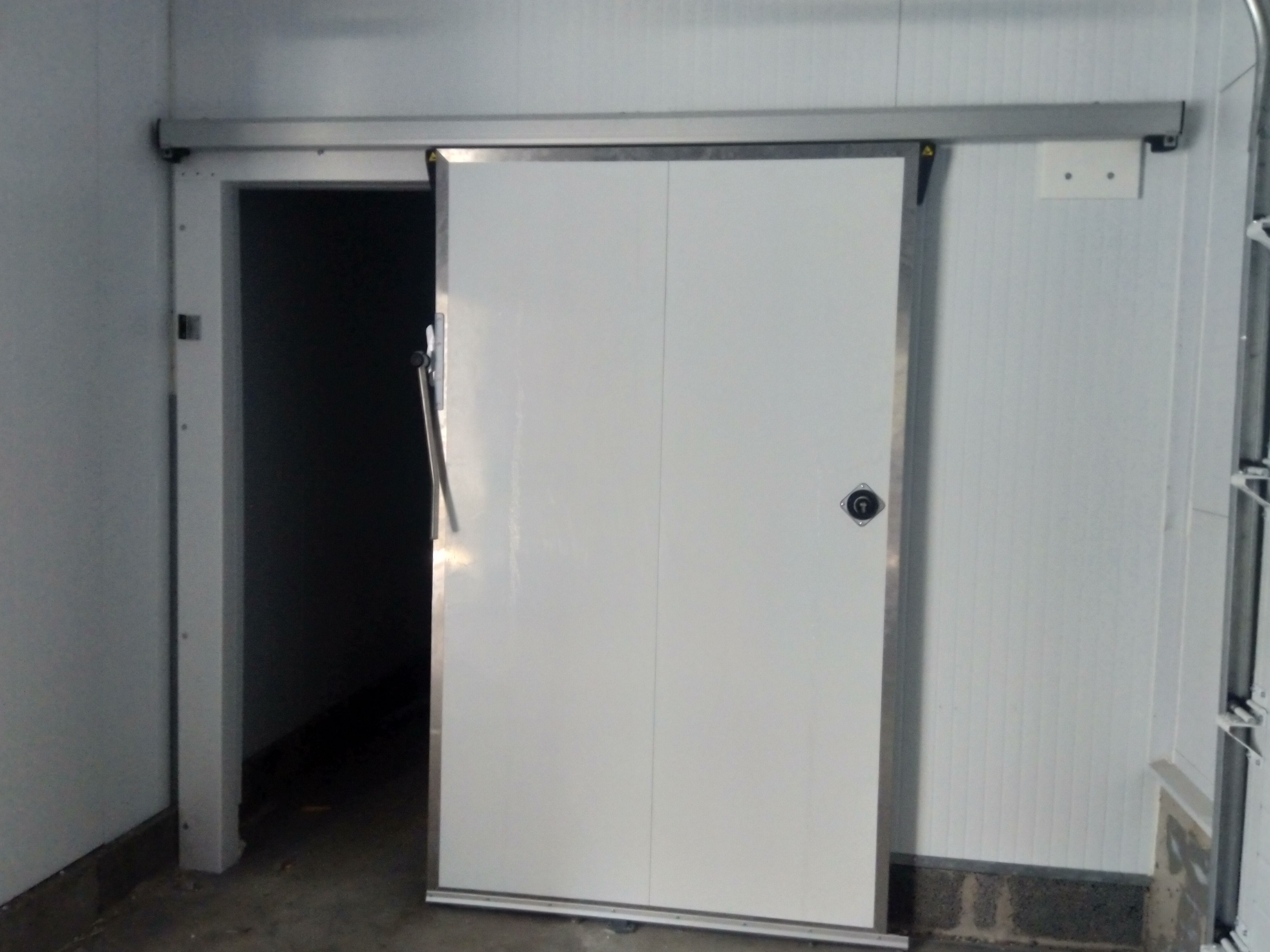 Двери холодильные откатные — фото 2