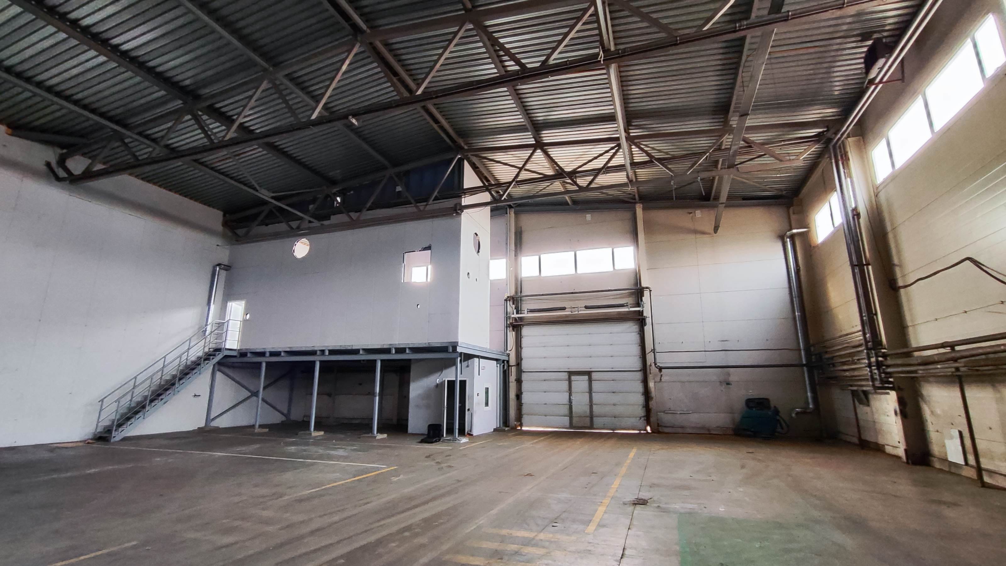 Отличный тёплый склад или производство, 150 кВт, все коммуникации. — фото 4