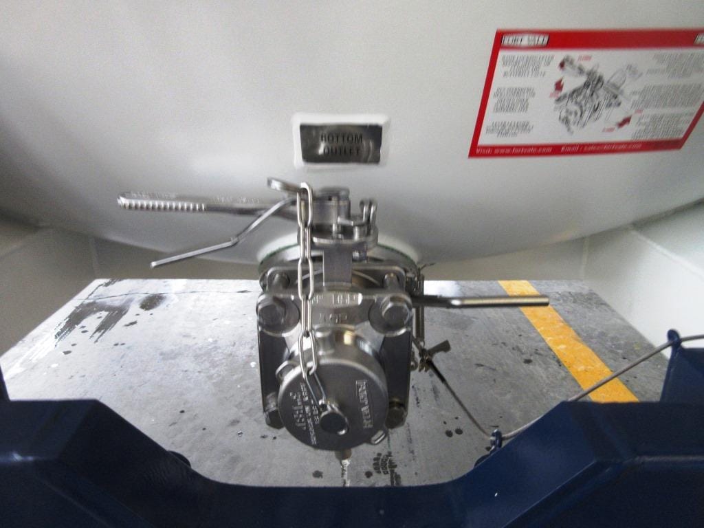 Танк-контейнер объём 26м3 тип Т12, для перевозки перекиси водорода. — фото 2