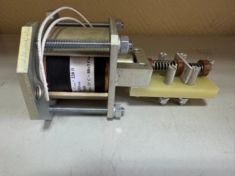 Электромагнит привода ШПЭ-33