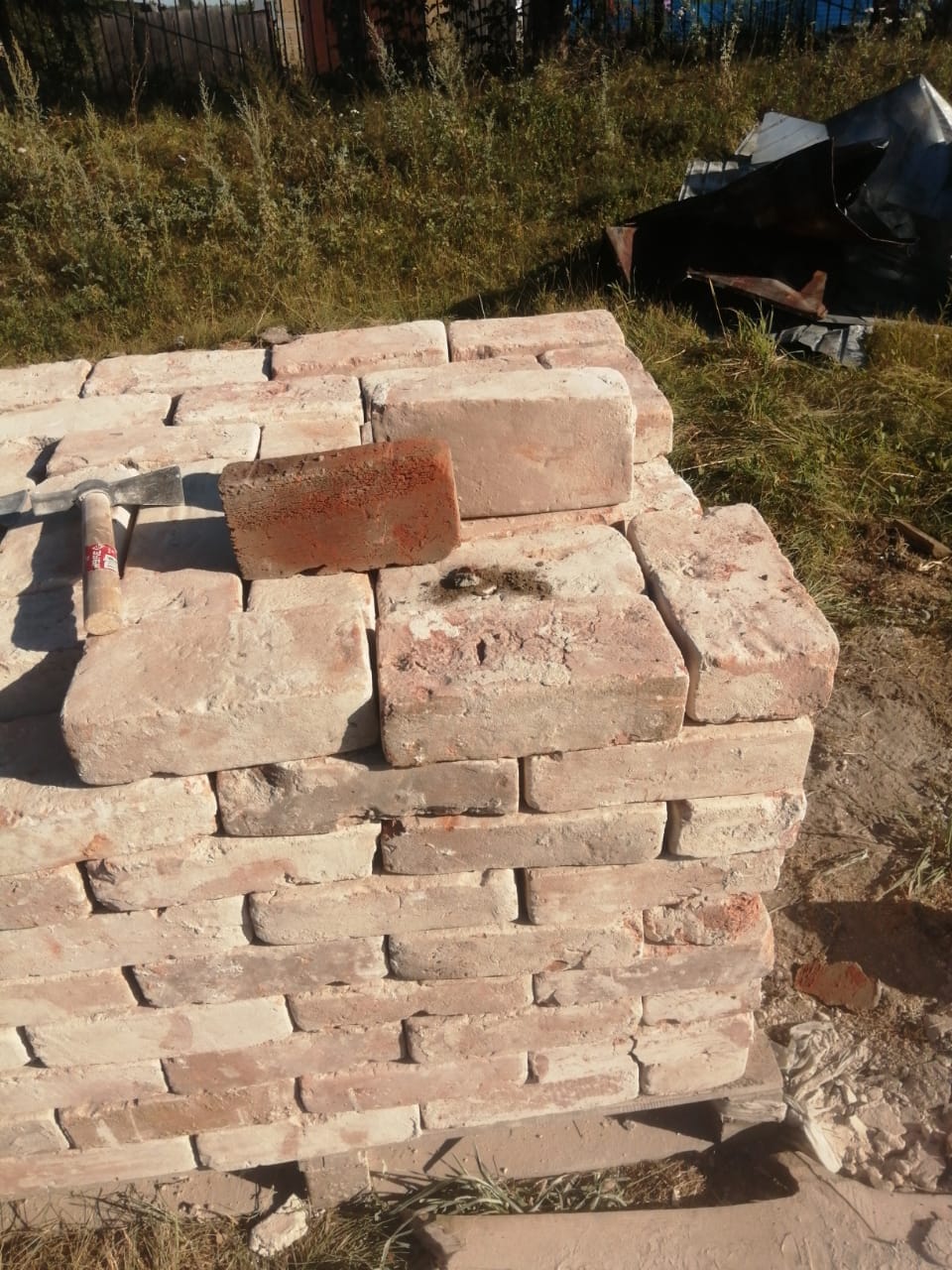 Кирпич красный (Демидовский) бу