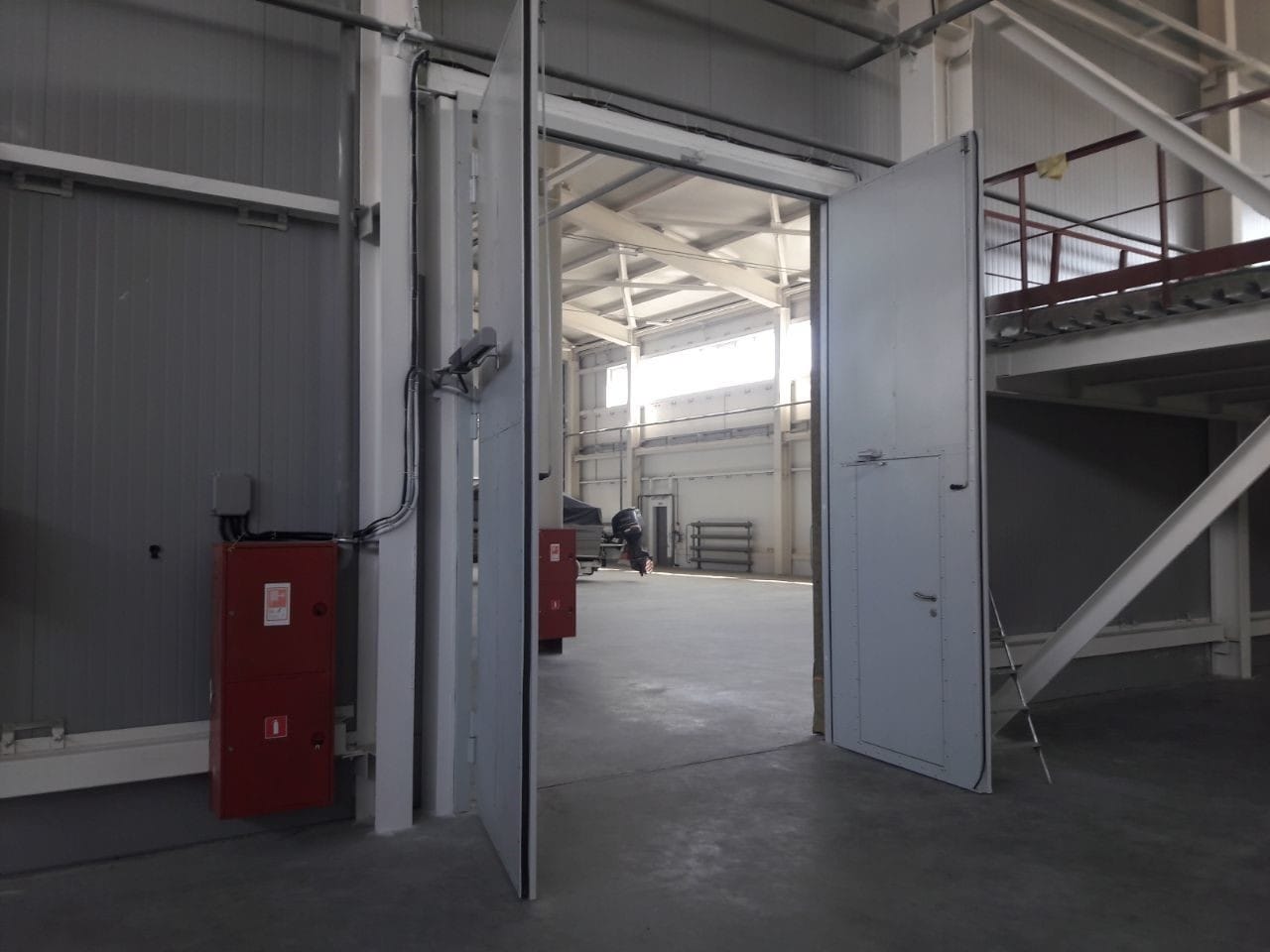 Распашные ворота любого размера стальные — фото 2