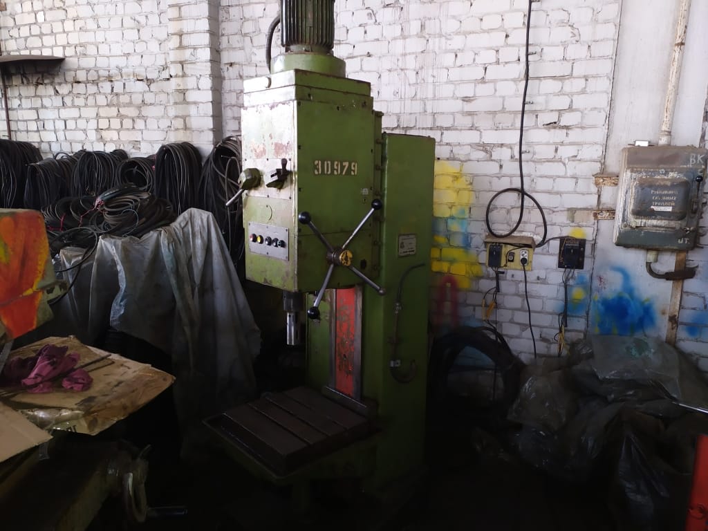 Станок сверлильный 2Н135