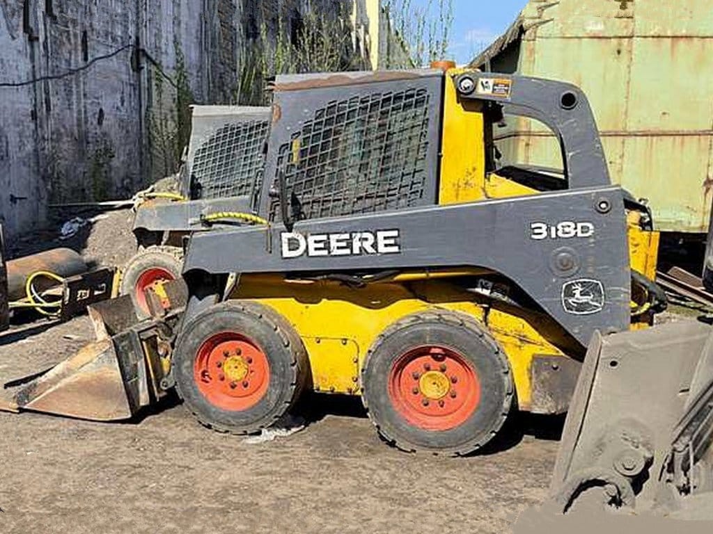 Минипогрузчик John Deere 318, 2012 г, 2 шт .