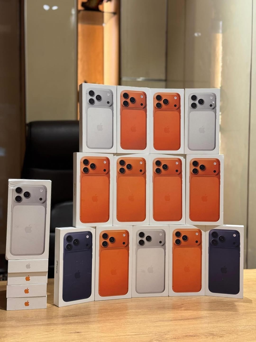 Купить iPhone 17 Pro Max оптом и в розницу из Гонконга
