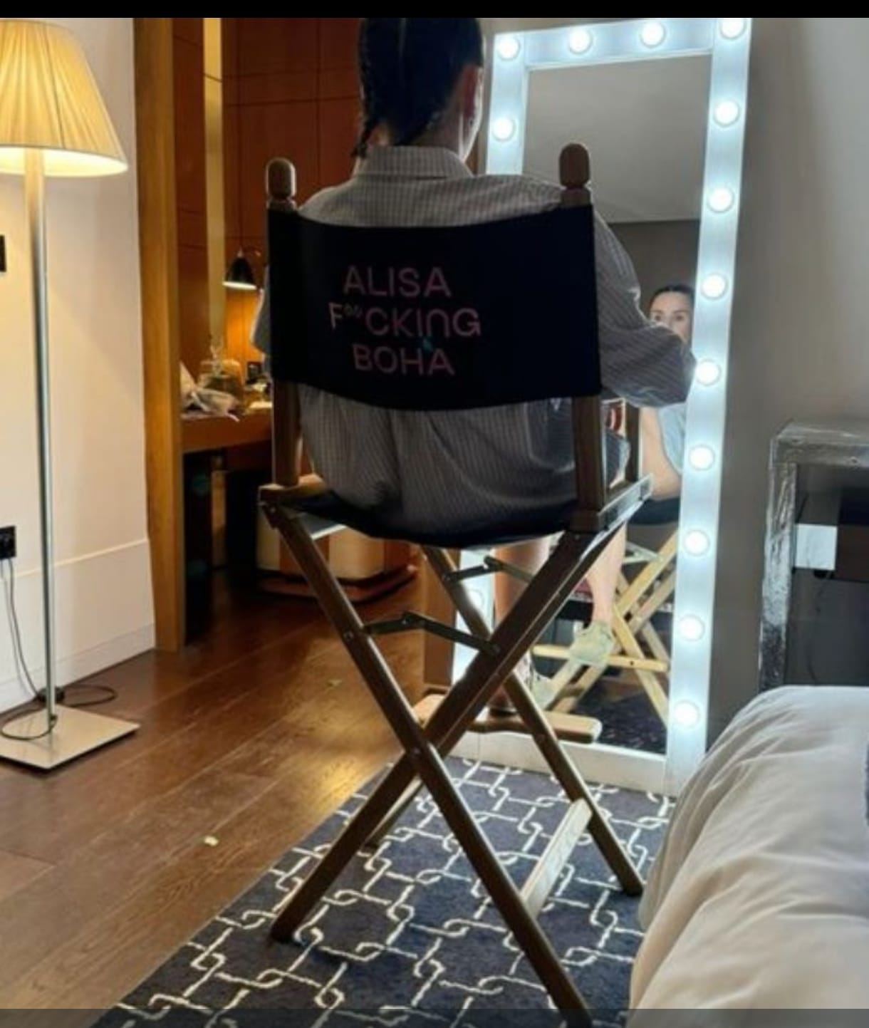 Аренда напольных зеркал — фото 2