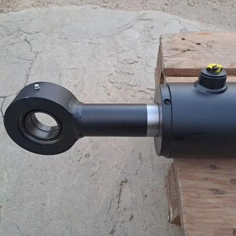 Гидроцилиндр стрелы для экскаваторов ЭО-2621, ЭО-2626 ЮМЗ, МТЗ — фото 3