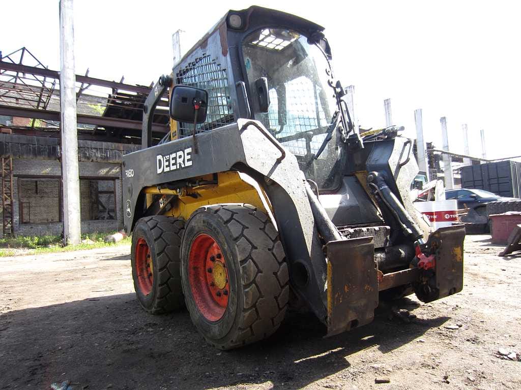 Минипогрузчик John Deere 318, 2012 г, 2 шт . — фото 5
