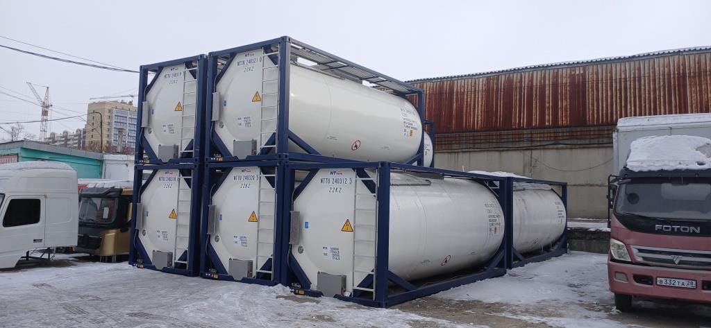 Танк-контейнер тип Т11 объём 24м3 для перевозки щелочных элементов, новый.