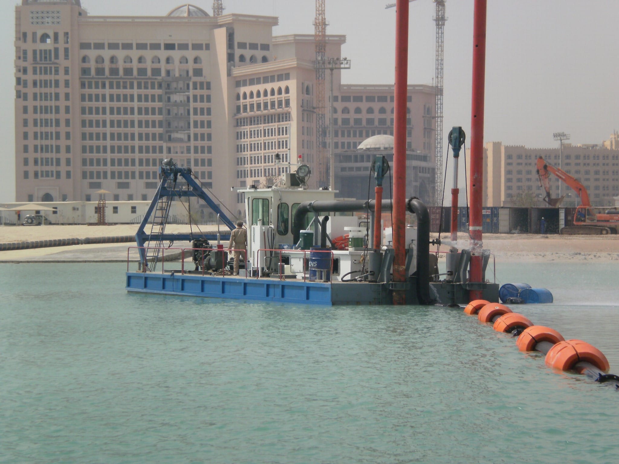 Земснаряд 1200м3/ч для твердых грунтов с фрезой.