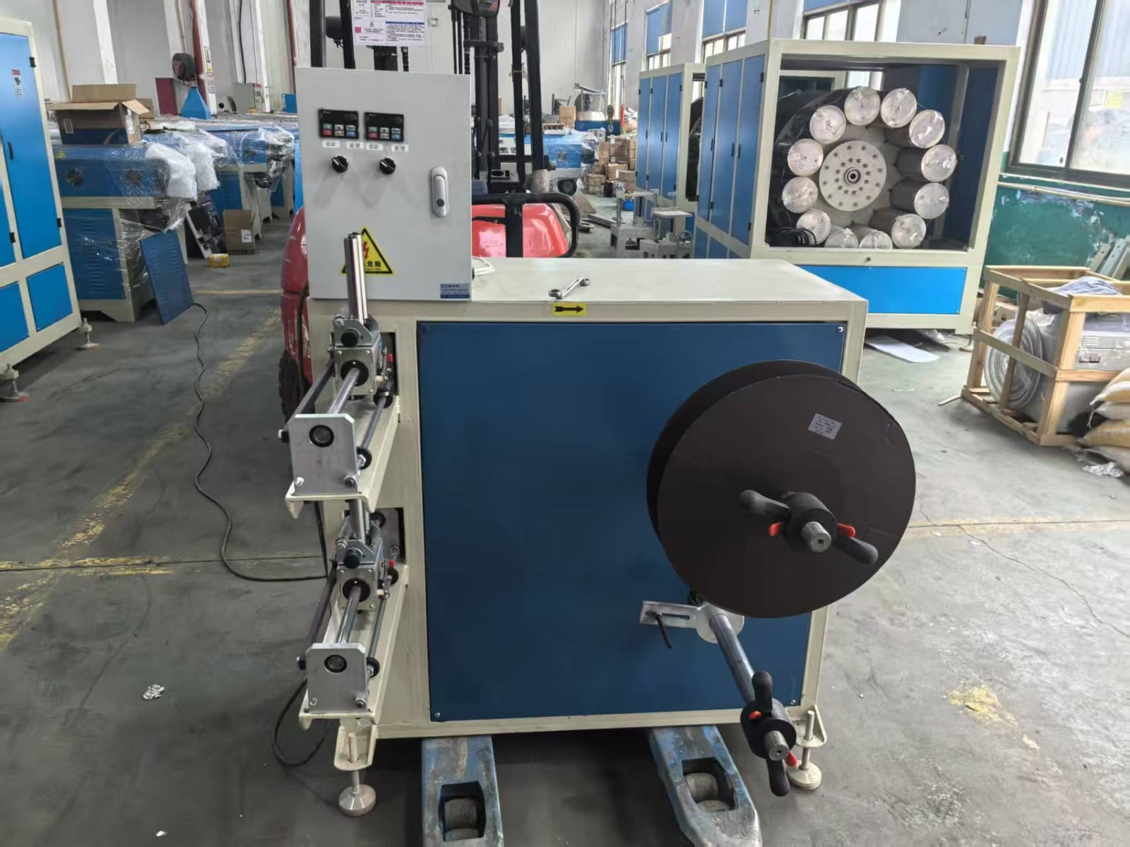 Оборудование для литья и экструзии изделий из ПВХ, ПУ/ТПУ — фото 2