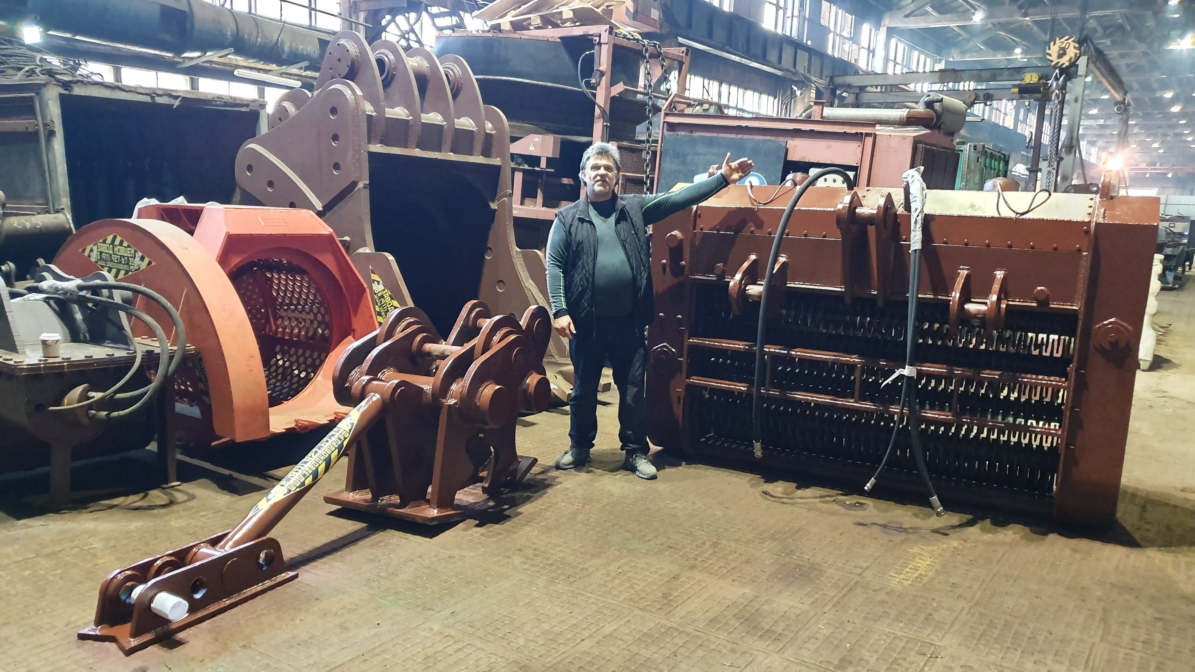 Просеивающий ковш. Годами без смазки