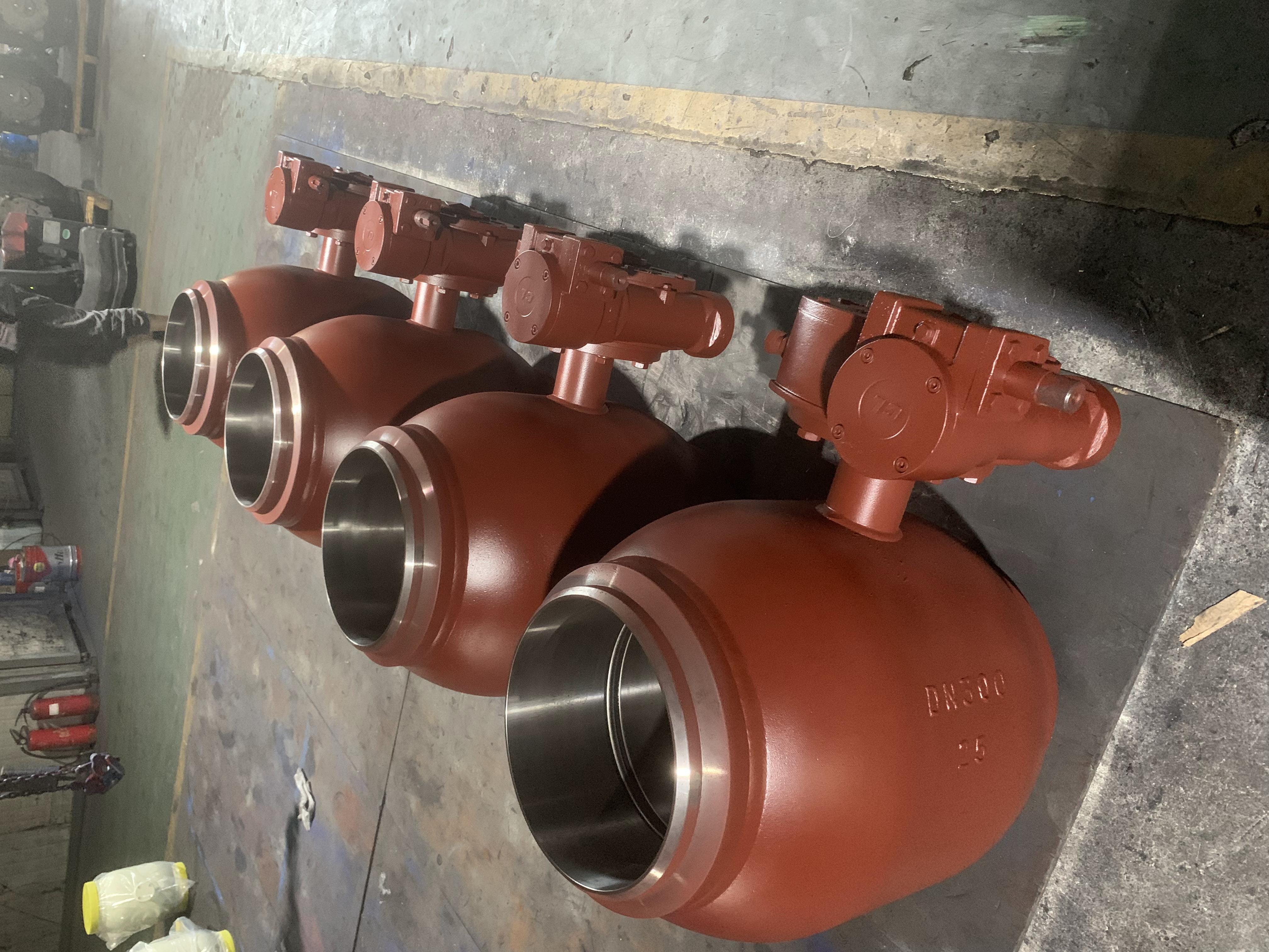 Шаровой кран цельносварной неполнопроходной ру25 ду300 с редуктором