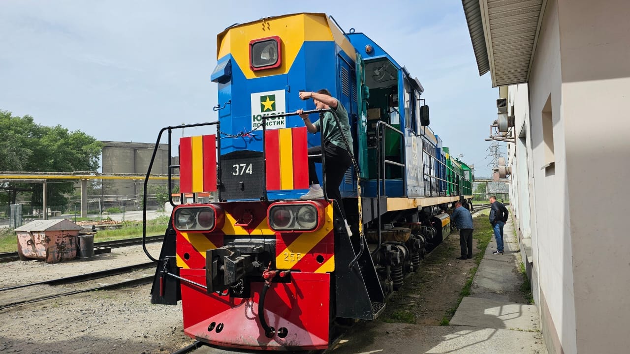 Тепловоз ТЭМ 18