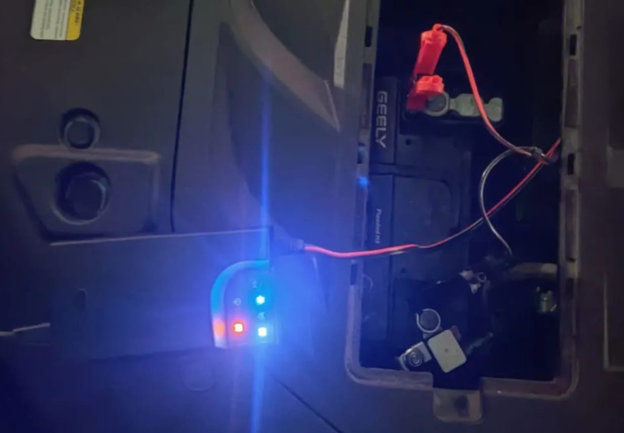 Зарядное устройство BL1207 для аккумуляторов 12В/1-190Ач/0-6.5А — фото 2