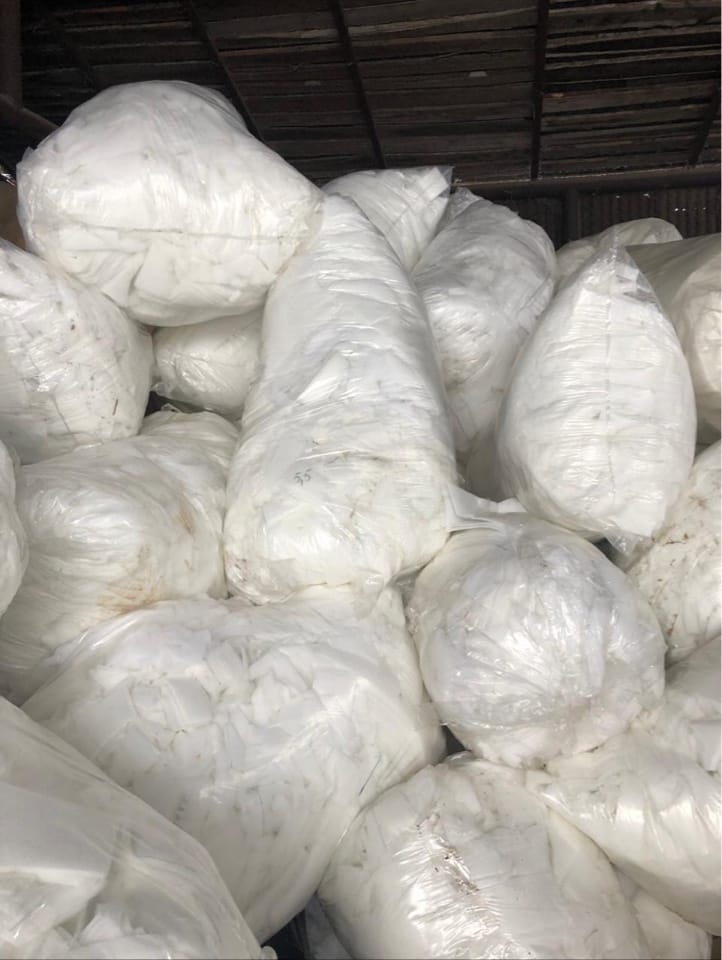 Куплю отходы,обрезки синтепона,поролона,стежки,спандбонда