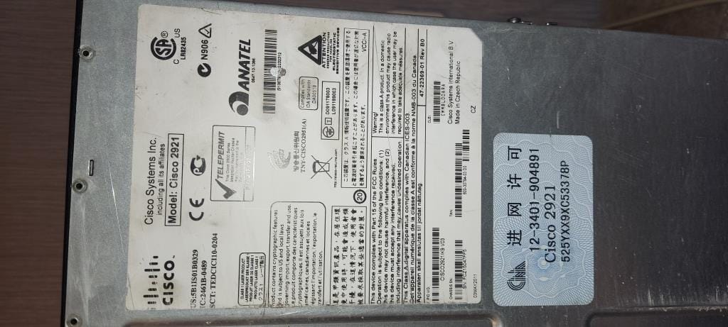 Cisco 2921 k9 v03 маршрутизатор CISCO 2921/k9 v03 маршрутизатор — фото 3