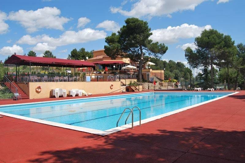 ТЕННИС КЛУБ В ИСПАНИИ — фото 9