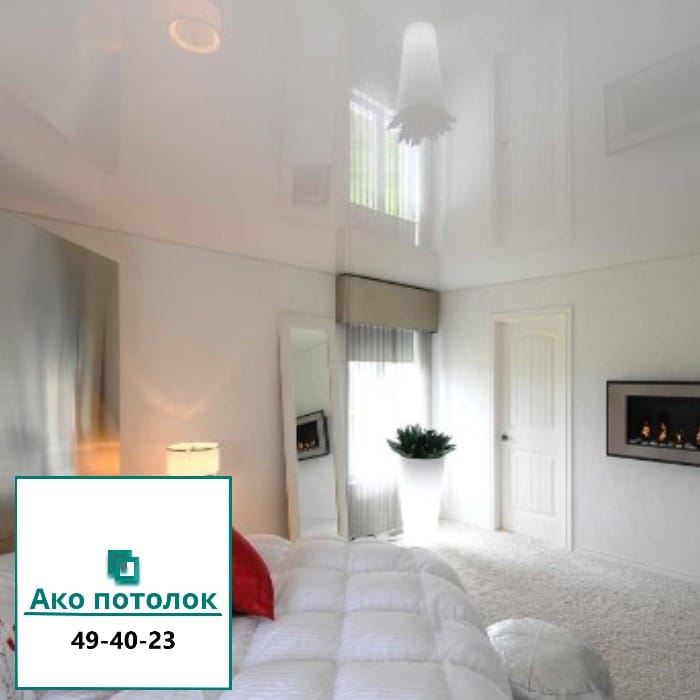 Глянцевые натяжные потолки купить в Омске