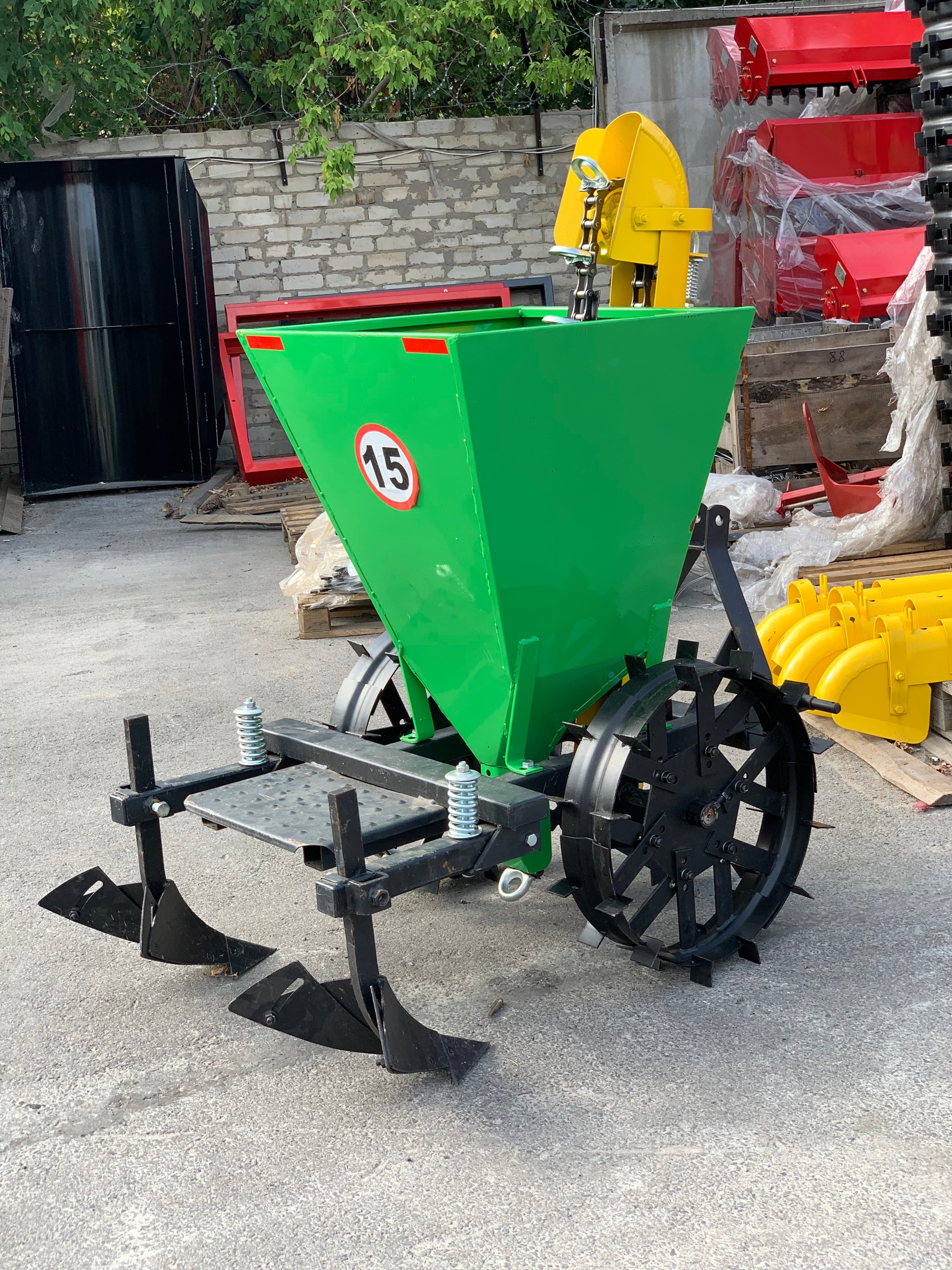 Картофелесажалка навесная 1-рядная СКН-90/1 D-POL