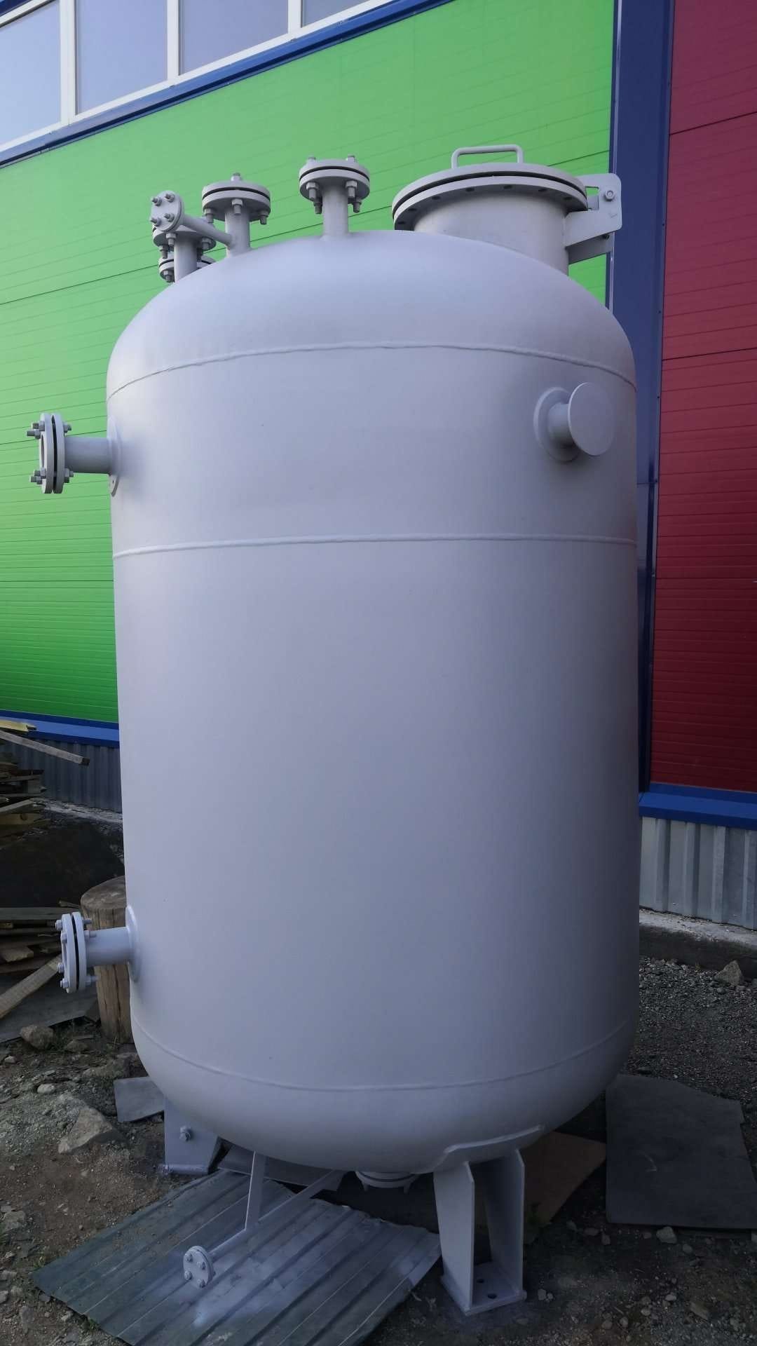 Аппарат вертикальный ВЭЭ 1-1-3,2-0,6