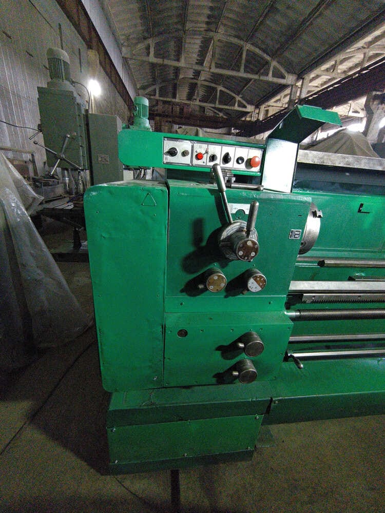 Токарно-винторезный станок TOS SUI 40/2000 РМЦ 2000 мм продам — фото 2