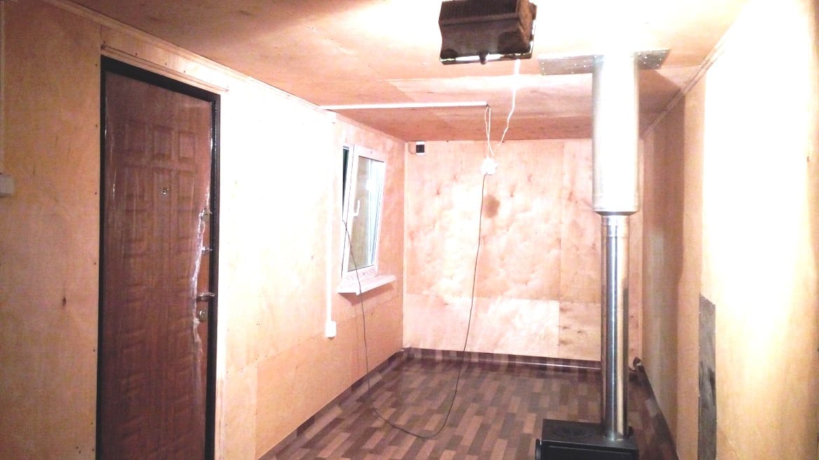 Вагончик на санях, теплушка. — фото 2