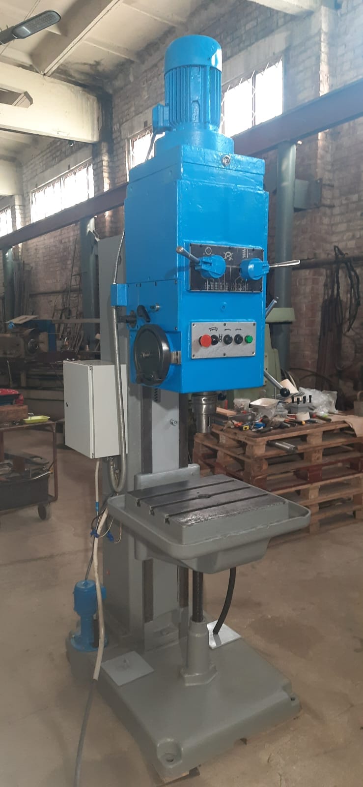 Продам: 2Н135, станок вертикально-сверлильный — фото 2