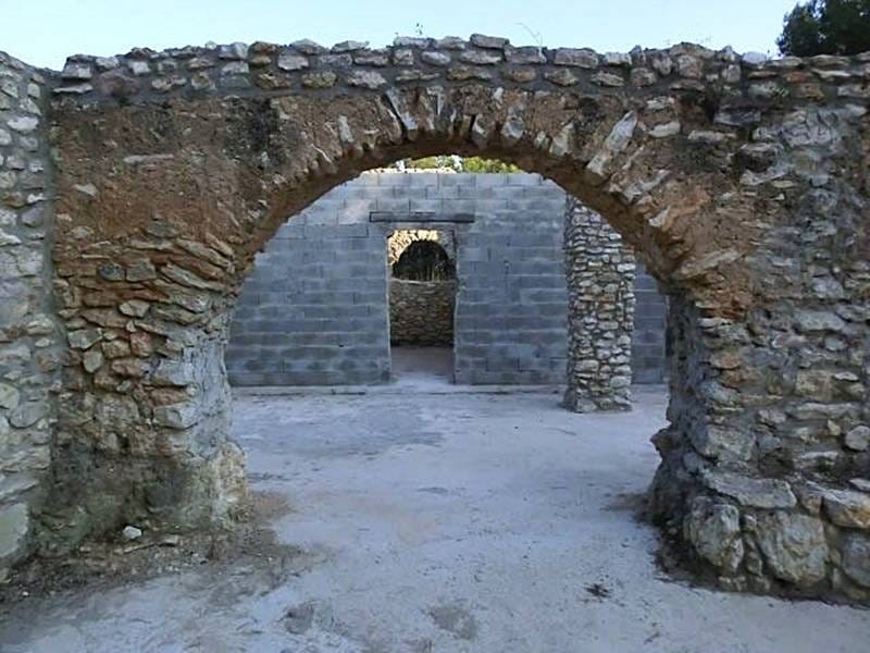 ПОМЕСТЬЕ С ВИНОГРАДНИКАМИ В ИСПАНИИ — фото 43