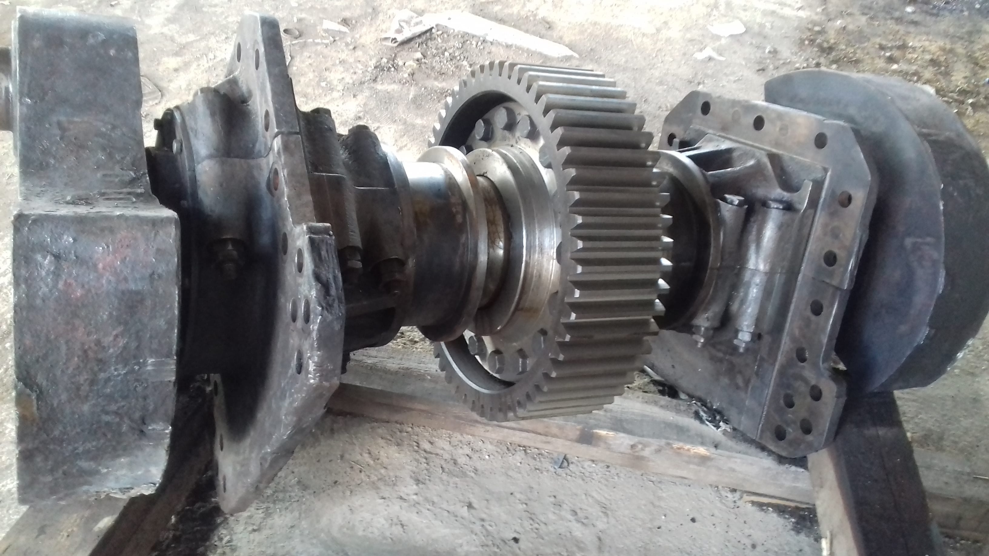 Отбойный вал тепловоза ТГМ23 и запасные части