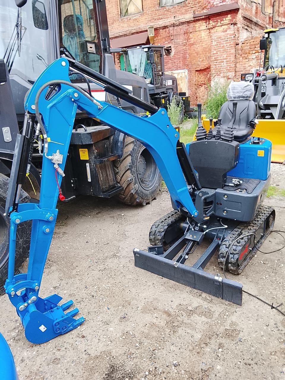 Продажа нового мини-экскаватора Rippa R10 5 — фото 4