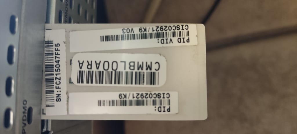 Cisco 2921 k9 v03 маршрутизатор CISCO 2921/k9 v03 маршрутизатор — фото 4