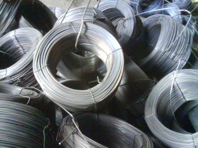 Проволока вязальная 3 мм для увязки вторсярья отходов, ТБО на катушках