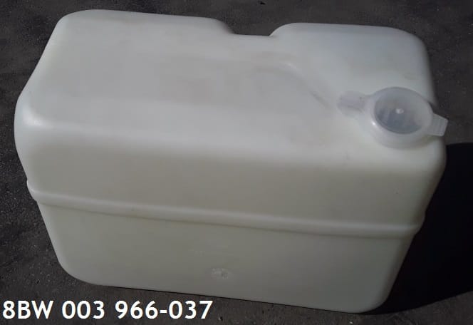 Бачок стеклоомывателя Hella 8BW 003 966-037 в сборе с насосом